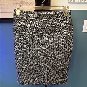 MICHAEL Michael Kors Black and White Pencil Skirt